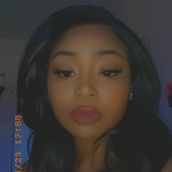 Meet your Posher, Tracey - Picture 1 of 1